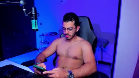 Snapshot of bruno_diaz31 chatting on May 2026 04:20:01 AM Bruno online show from May 2026 04:20:01 AM