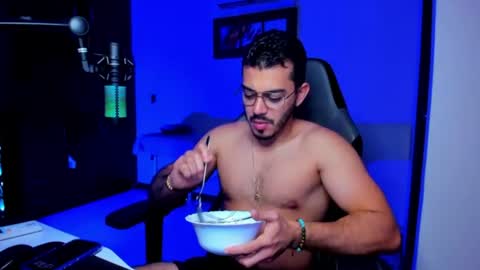 Snapshot of bruno_diaz31 chatting on June 2026 05:43:02 AM Bruno online show from June 2026 05:43:02 AM