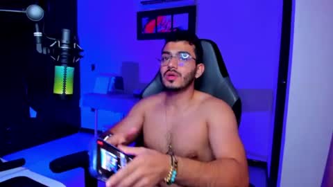 Snapshot of bruno_diaz31 chatting on June 2026 03:31:02 AM Bruno online show from June 2026 03:31:02 AM