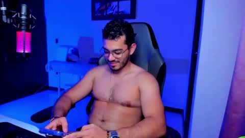 Snapshot of bruno_diaz31 chatting on June 2026 03:29:02 AM Bruno online show from June 2026 03:29:02 AM