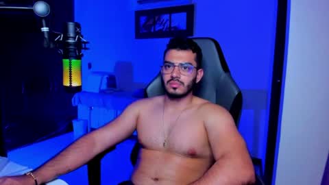 Snapshot of bruno_diaz31 chatting on July 2026 05:17:01 AM Bruno online show from July 2026 05:17:01 AM