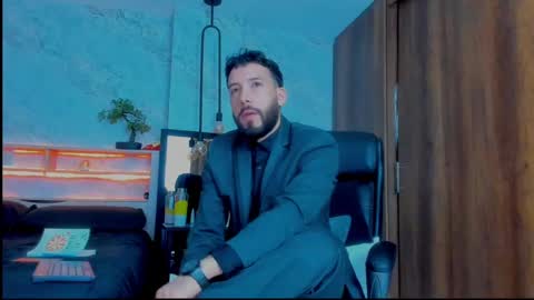 Andres Suarez online show from February 2025 07:14:01 PM