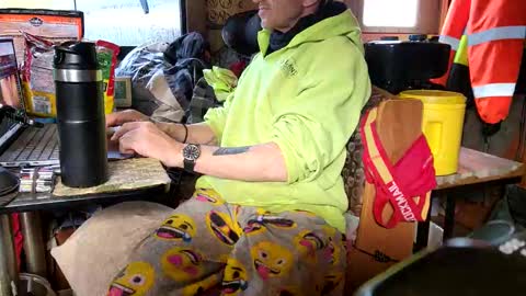 Steve... aka SkinnieDippin aka TimberTramp online show from January 2025 05:01:01 PM