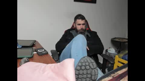 BRUTALMASTER1983 online show from October 2025 06:35:02 PM