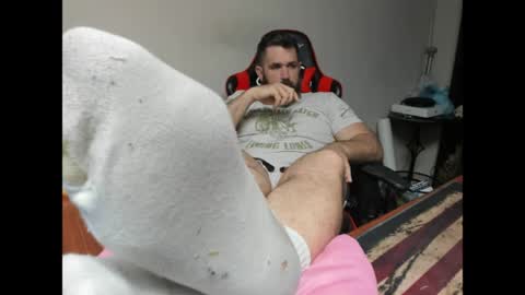 BRUTALMASTER1983 online show from April 2026 06:52:01 PM