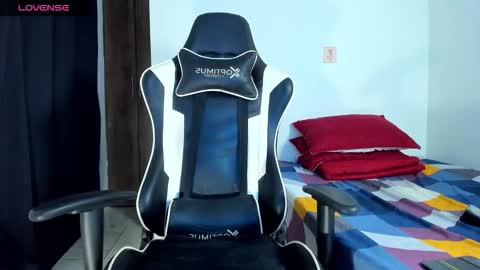 bryan_oficials online show from October 2025 02:03:02 AM