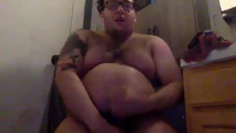 Snapshot of bttmchub98 chatting on November 2025 12:27:01 AM bttmchub98 online show from November 2025 12:27:01 AM