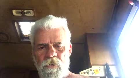 Snapshot of bubbabobo chatting on May 2026 01:22:02 AM bubbabobo online show from May 2026 01:22:02 AM