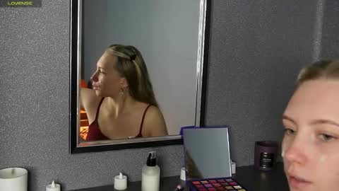 Snapshot of bubblebbb chatting on October 2025 04:57:02 AM Sabrina online show from October 2025 04:57:02 AM