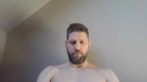 bubblebee1982 online show from March 2026 09:45:01 AM