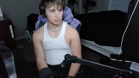 Snapshot of bubblebuttbdn chatting on September 2025 01:54:02 AM BubblebuttBdn online show from September 2025 01:54:02 AM