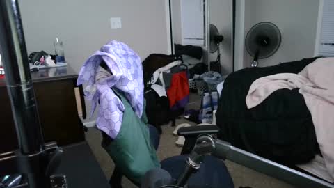 Snapshot of bubblebuttbdn chatting on September 2025 06:40:01 AM BubblebuttBdn online show from September 2025 06:40:01 AM