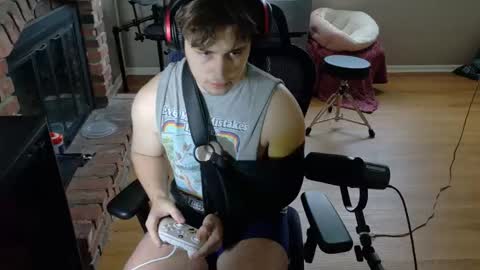 BubblebuttBdn online show from April 2026 07:58:02 PM