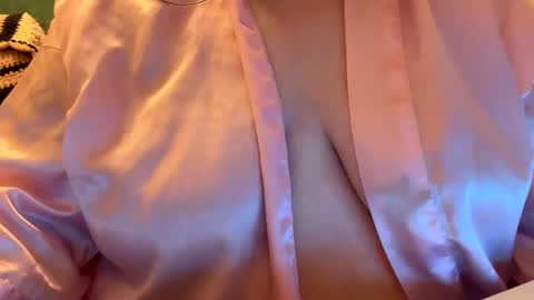 bubblegirl online show from March 2026 09:52:02 PM