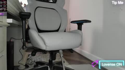 bubbletime20 online show from April 2026 03:27:02 PM