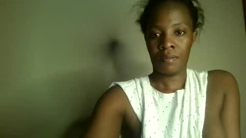 Snapshot of bubblie_bae chatting on July 2026 06:54:02 PM Bobbie online show from July 2026 06:54:02 PM