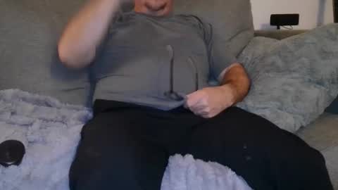 Buck online show from April 2026 06:44:01 AM