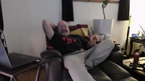 Buck online show from February 2025 10:19:01 PM