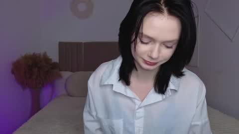 Leona online show from January 2026 10:30:02 PM