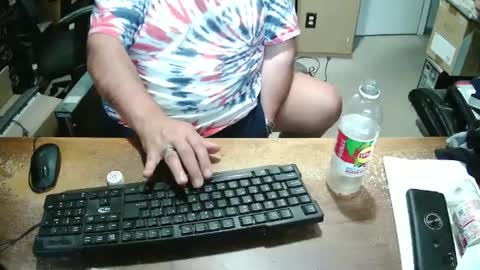 Bucku2 online show from September 2025 08:20:02 PM