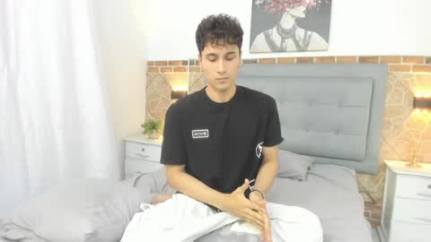 Buddy Whitte online show from January 2025 06:20:02 PM