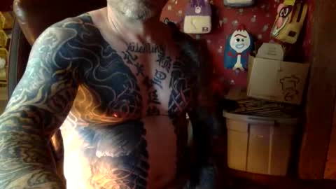 Snapshot of buddylee1969 chatting on November 2025 09:25:02 PM buddy lee online show from November 2025 09:25:02 PM