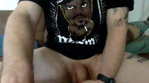 Snapshot of budsmoke33 chatting on February 2025 09:05:02 PM budsmoke33 online show from February 2025 09:05:02 PM
