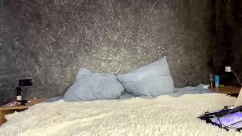 bugs_and_bunny13 online show from October 2025 07:54:02 PM