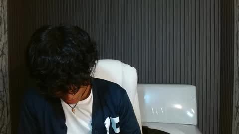 bull_cam online show from September 2025 04:06:02 PM