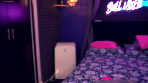 Bunny and The Rock online show from November 2025 11:16:02 PM