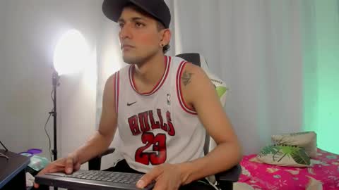 BULL online show from October 2025 04:35:02 AM