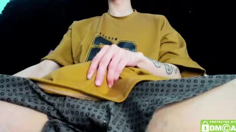 Tonny online show from December 2024 08:40:01 PM