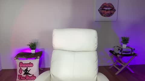 BUNNIE and THE DUDE TheLebowskis online show from November 2025 03:59:02 AM