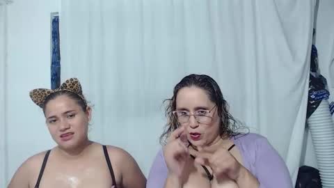 bunniosito online show from November 2025 01:50:02 AM