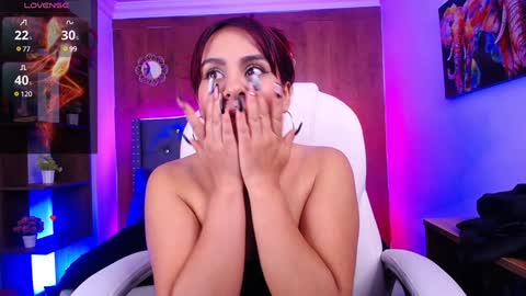 Snapshot of bunny__o chatting on February 2025 12:57:02 PM Bunny online show from February 2025 12:57:02 PM