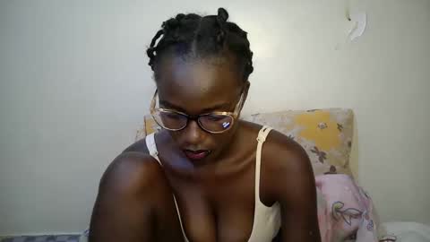 bunny_bliss1 online show from April 2026 07:27:01 AM