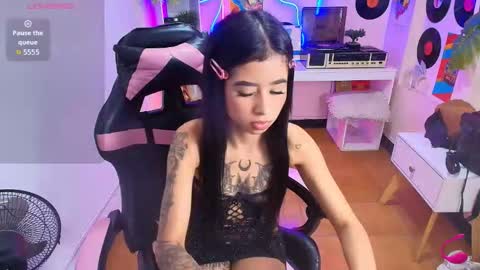 Camila online show from January 2026 12:20:01 PM