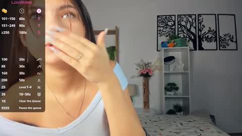 Aria online show from October 2025 08:15:02 AM