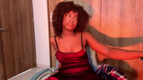 Isa online show from November 2025 09:25:02 PM