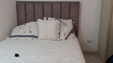 Snapshot of bunny_swtt chatting on February 2025 09:03:01 AM Carolina online show from February 2025 09:03:01 AM