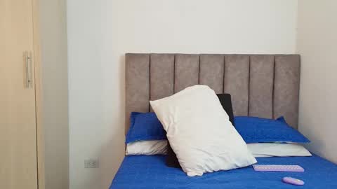 Snapshot of bunny_swtt chatting on February 2025 06:40:01 AM Carolina online show from February 2025 06:40:01 AM