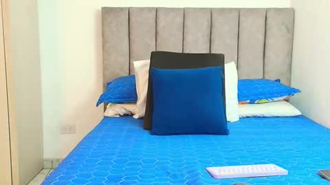 Snapshot of bunny_swtt chatting on September 2025 05:07:02 AM Carolina online show from September 2025 05:07:02 AM