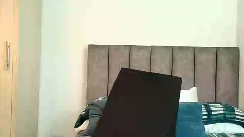 Carolina online show from March 2026 04:29:02 AM