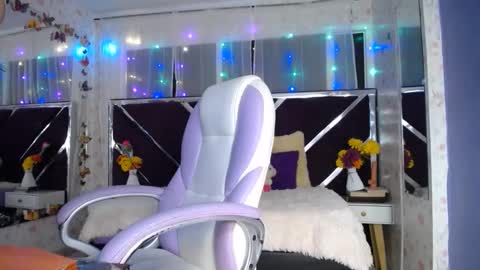 PAULINA online show from September 2025 12:17:01 PM