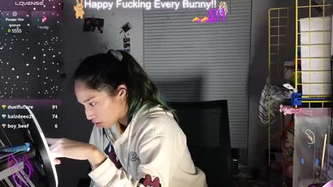 Snapshot of bunnycheekz chatting on December 2024 02:23:02 AM Tokki  bunny  online show from December 2024 02:23:02 AM