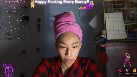 Snapshot of bunnycheekz chatting on January 2025 10:05:01 PM Tokki  bunny  online show from January 2025 10:05:01 PM