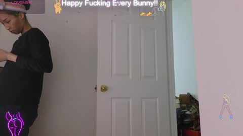 Snapshot of bunnycheekz chatting on January 2025 02:19:01 AM Tokki  bunny  online show from January 2025 02:19:01 AM