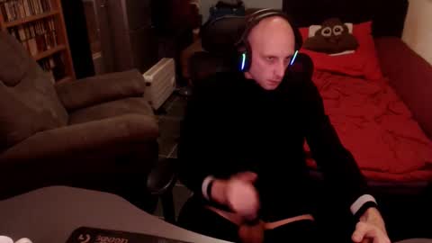 Gnther online show from November 2025 11:04:02 PM