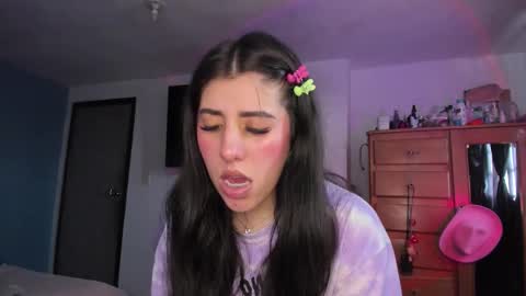 Jess online show from October 2025 07:14:02 PM