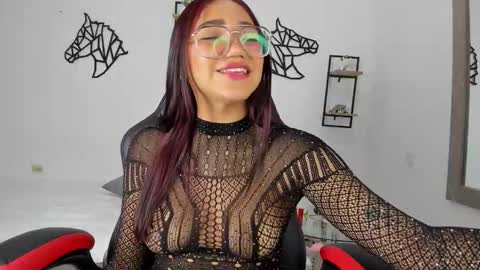 Snapshot of burbuja_sky chatting on September 2025 03:46:01 PM BURBUJA online show from September 2025 03:46:01 PM